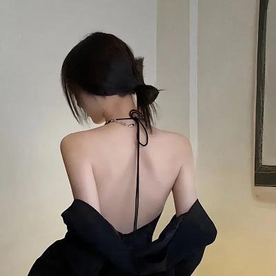 微微一笑很诡异